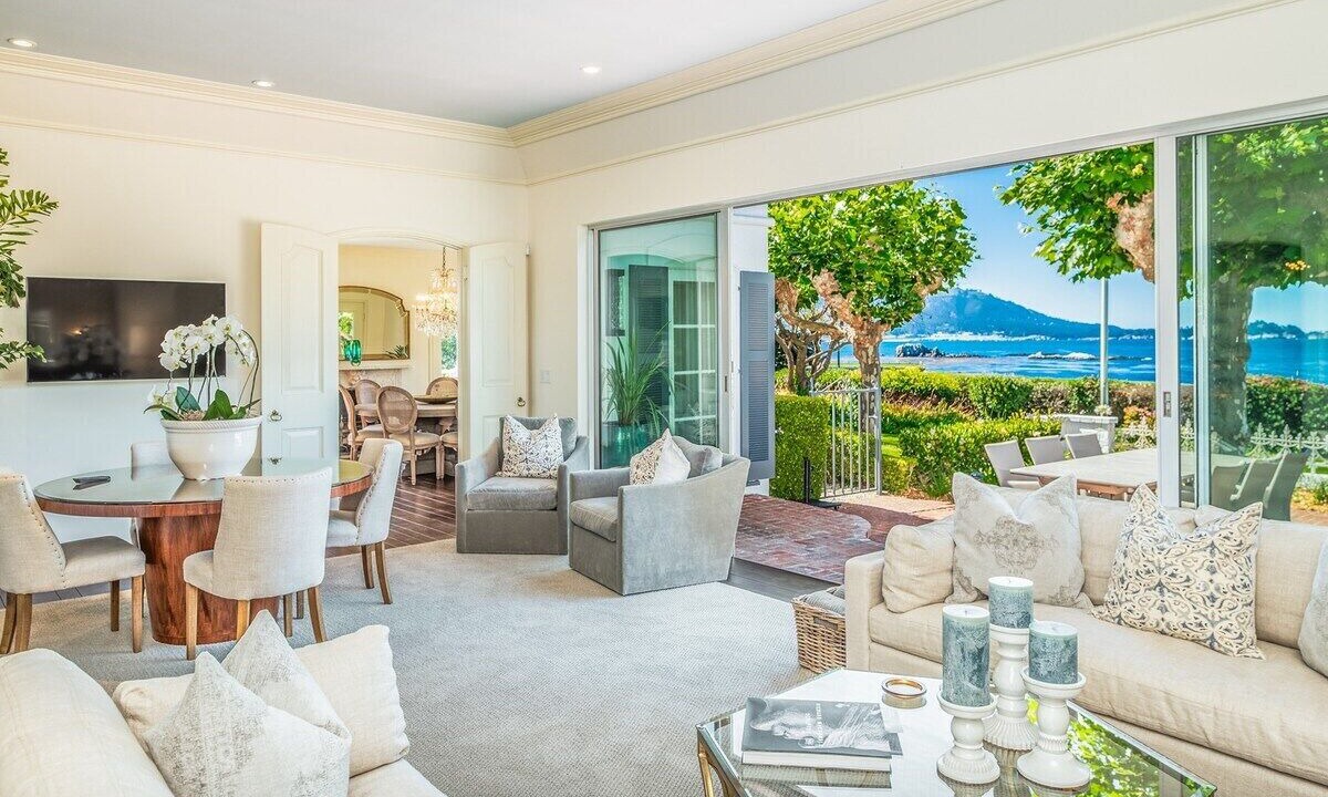 Photo of Livingroom in Pebble Beach