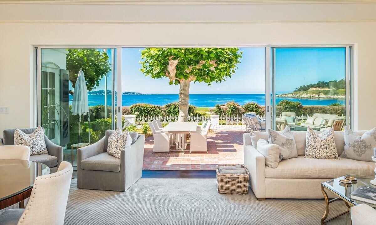 Photo of Livingroom in Pebble Beach