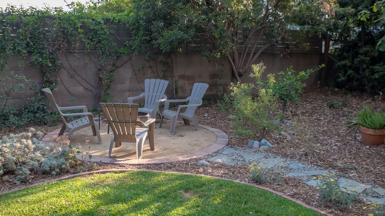 Photo of Patio Balcony in Altadena