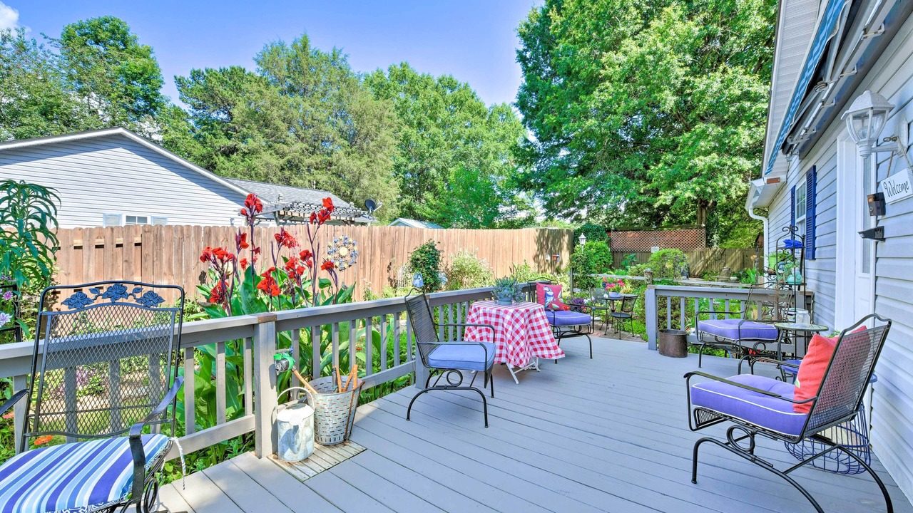 Photo of Outdoor in Mayhew
