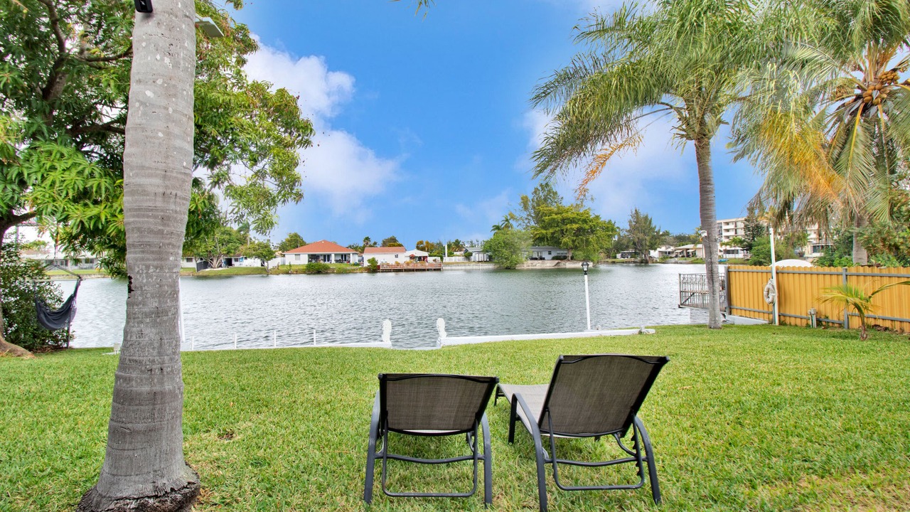 Photo of Outdoor in Hallandale Beach