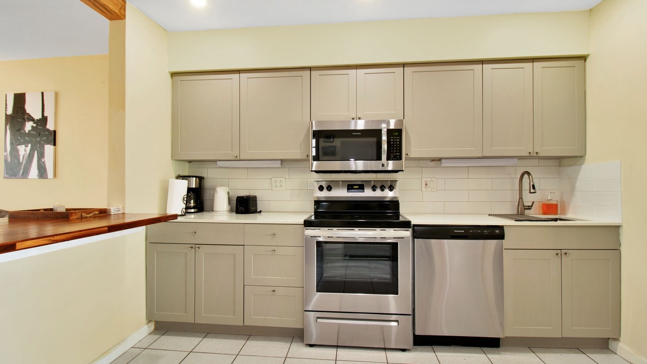 Photo of Kitchen in Hallandale Beach