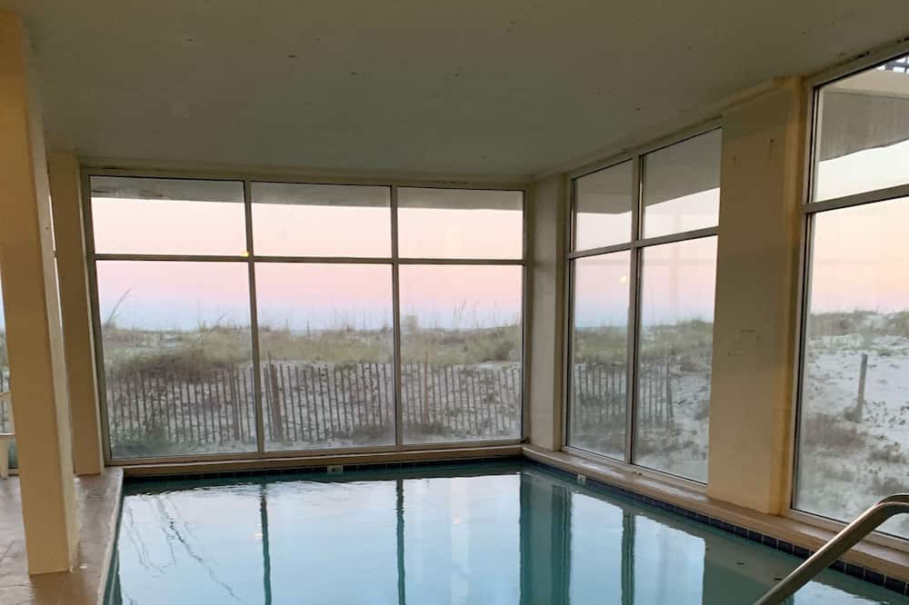 Photo of Outdoor in Orange Beach East