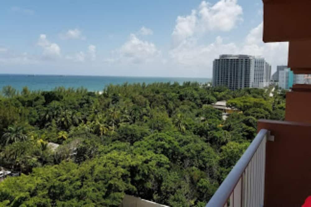 Photo of Patio Balcony in Birch Park Finger Streets