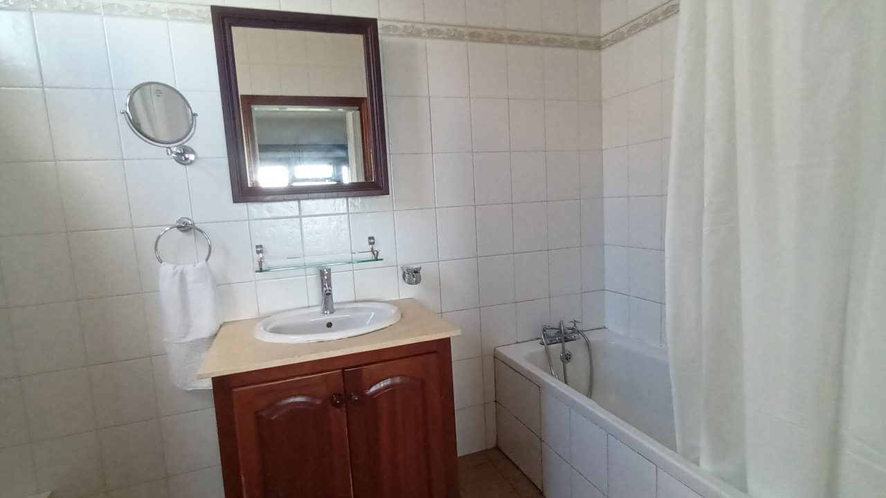 Photo of Bathroom in Mare Anglaise
