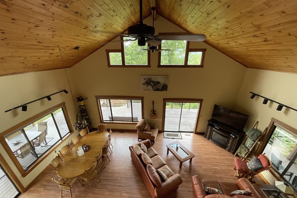Photo of Livingroom in Bryson City