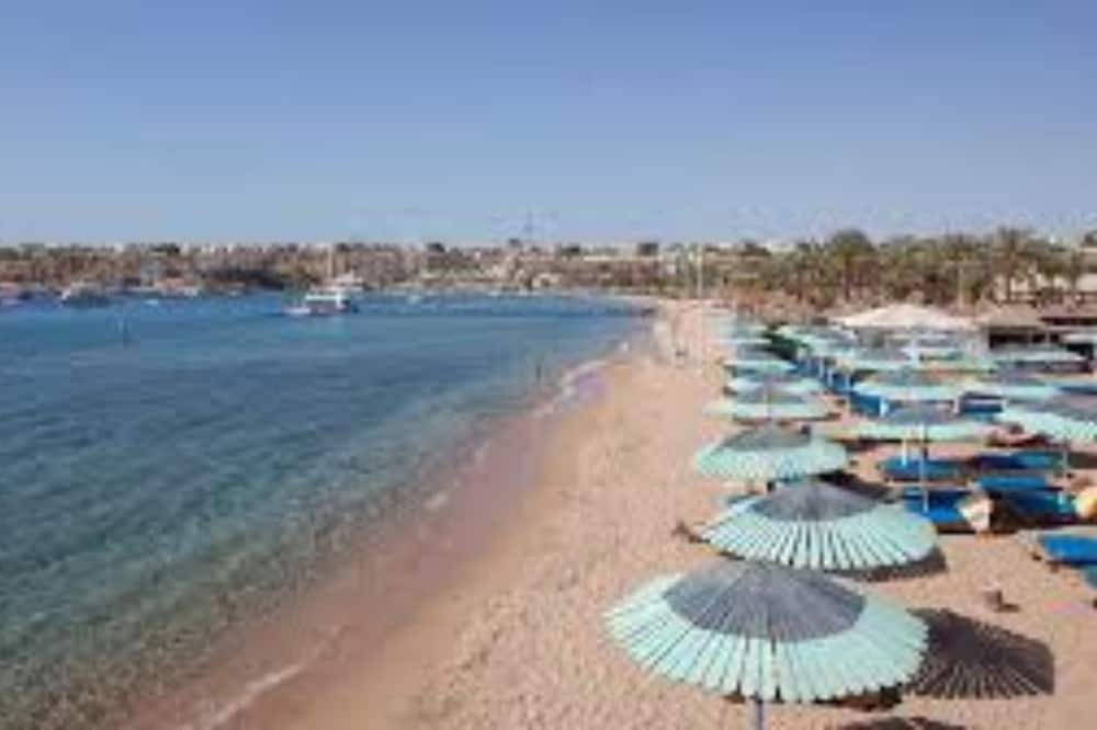 Photo of Others in Ras Nasrani