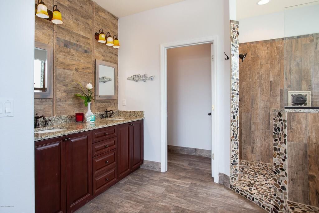 Photo of Kitchen in Cocoa Isles