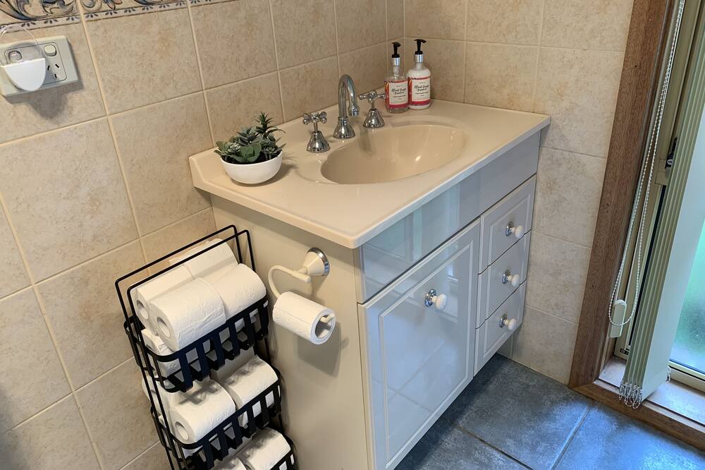 Photo of Bathroom in Nelson