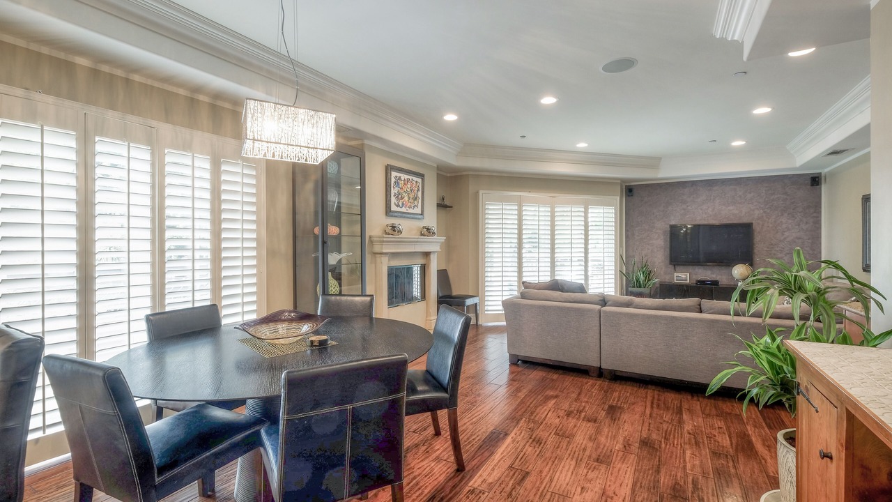 Photo of Livingroom in Sawtelle