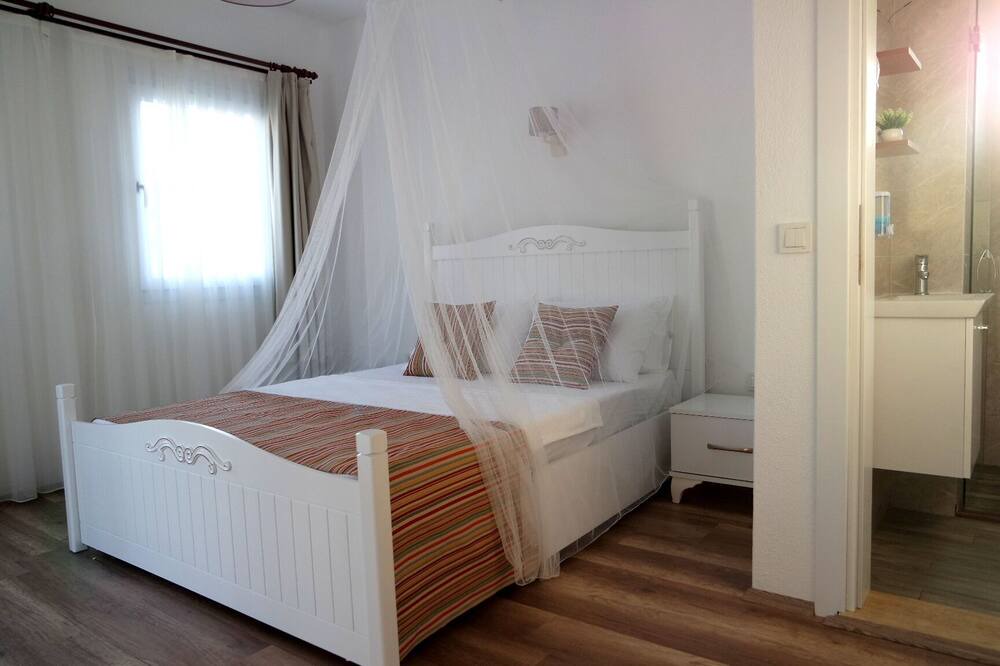 Photo of Bedroom in Yalikavak