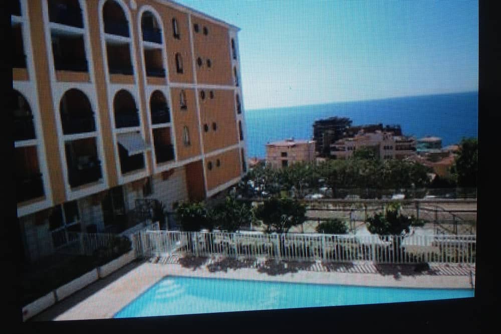 Photo of Outdoor in La Rousse