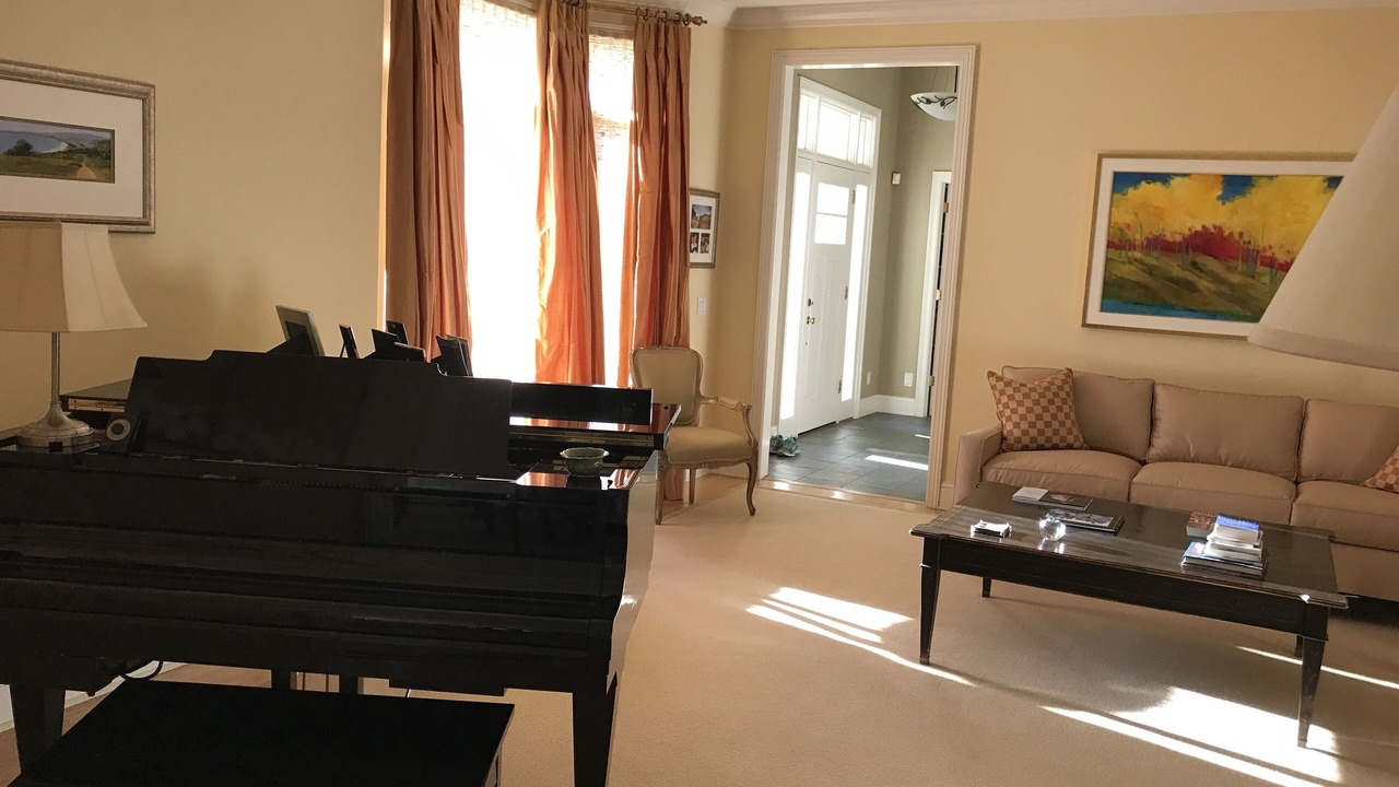 Photo of Livingroom in Tiburon