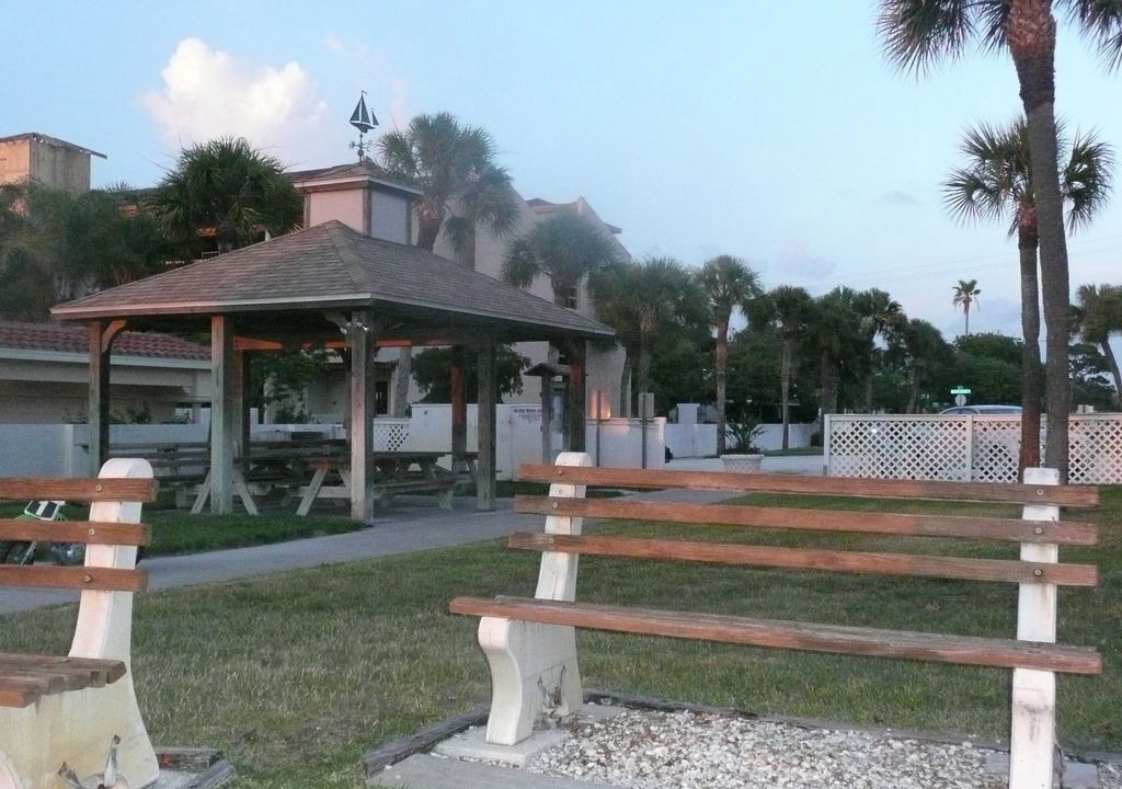 Photo of Outdoor in Golden Beach