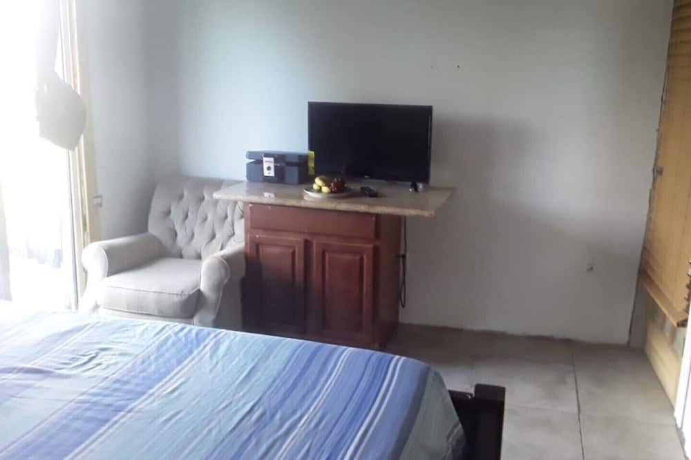 Photo of Bedroom in Farmer's Hill