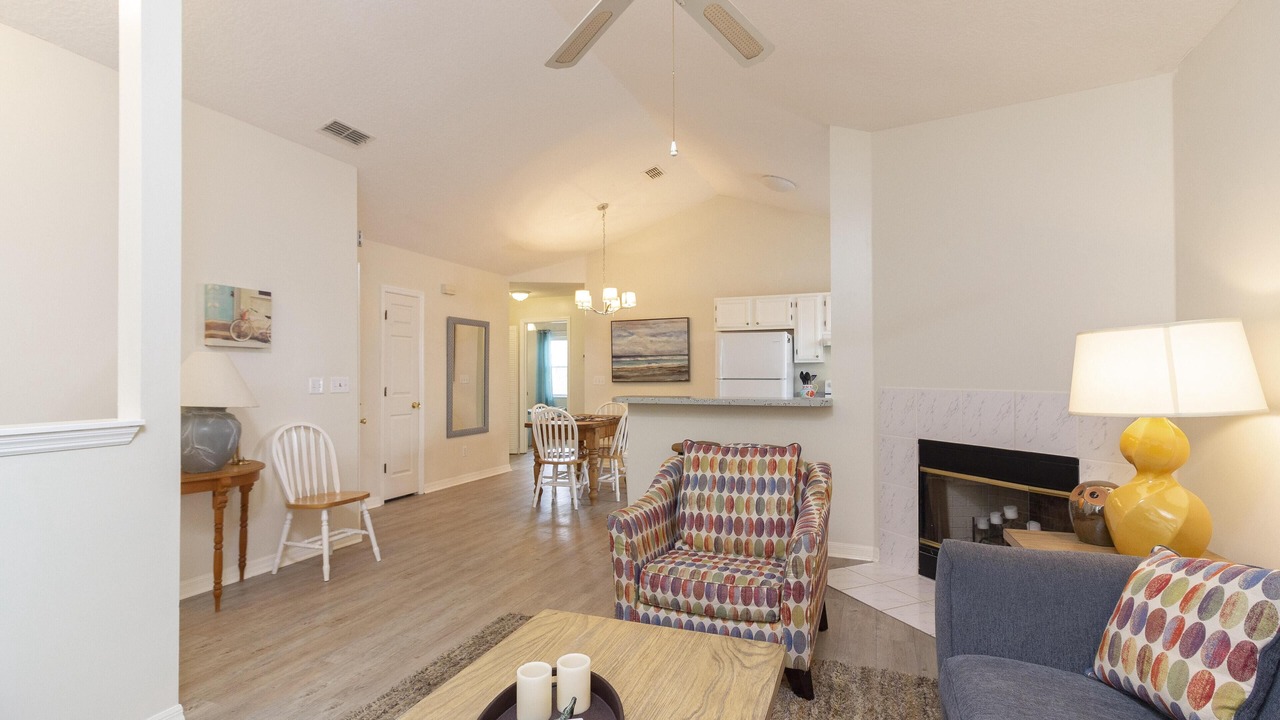 Photo of Livingroom in Coquina Gables