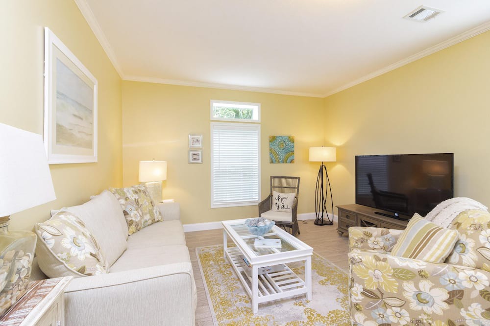Photo of Others in Coquina Gables