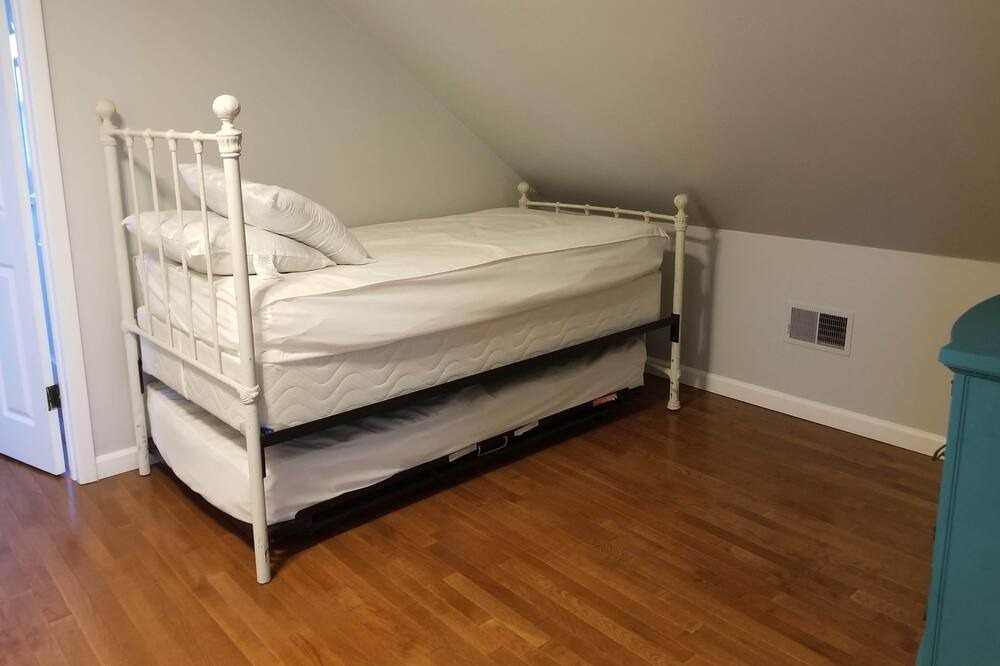 Photo of Bedroom in Point Pleasant Beach