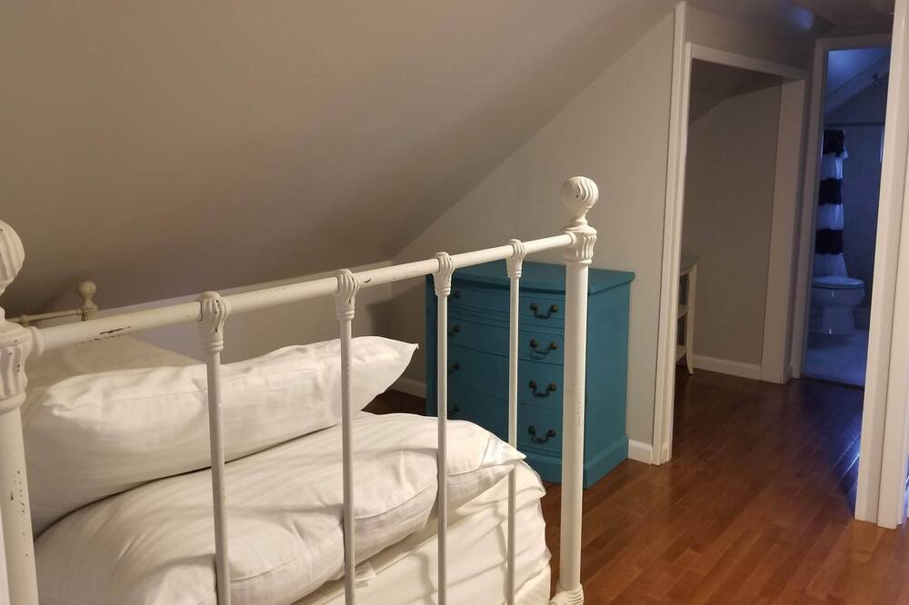 Photo of Bedroom in Point Pleasant Beach