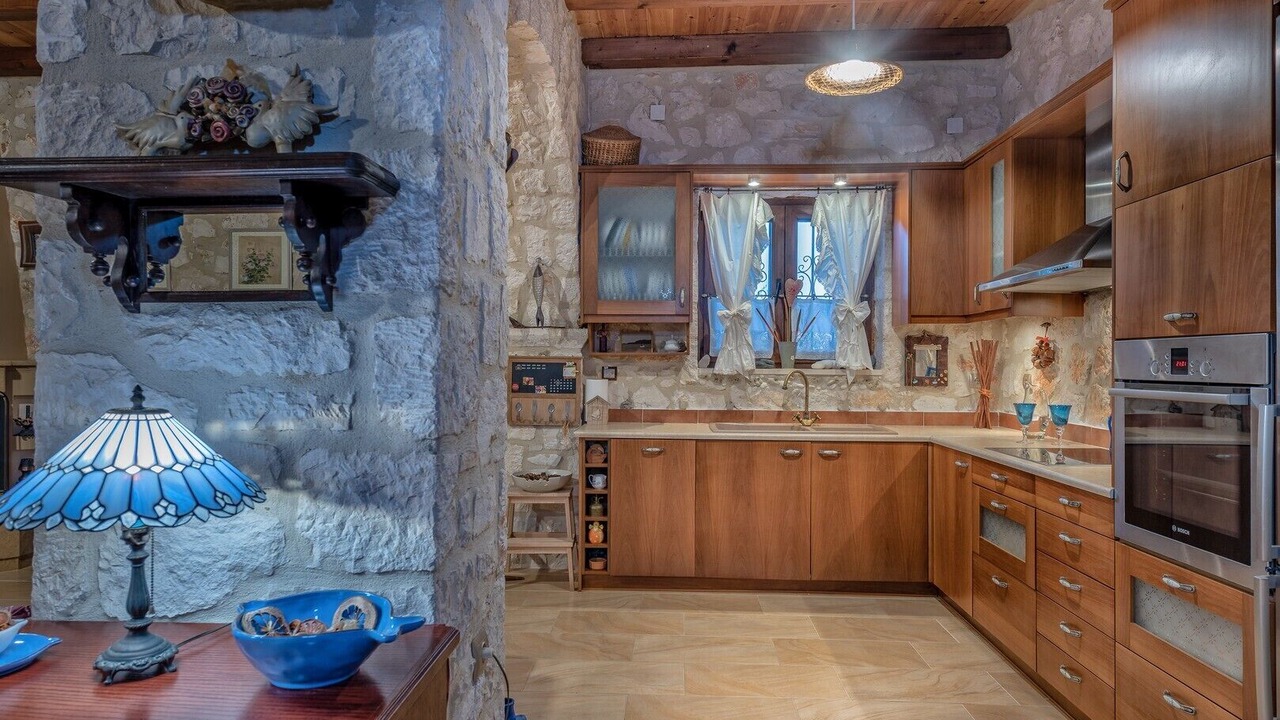 Photo of Kitchen in Psarou