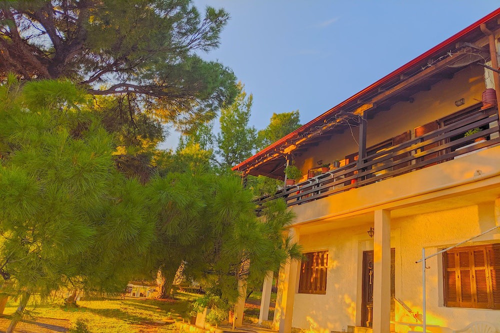Photo of Outdoor in Metamorfosi