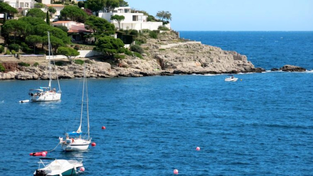 Photo of Others in L'Escala