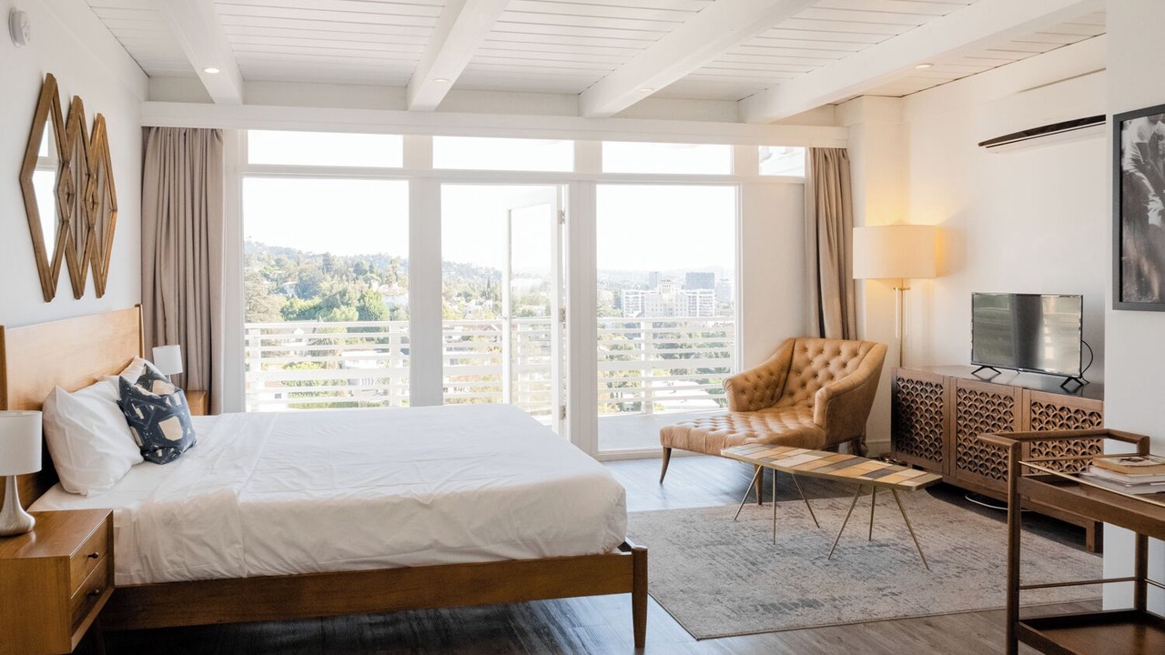 Photo of Bedroom in Hollywood Heights