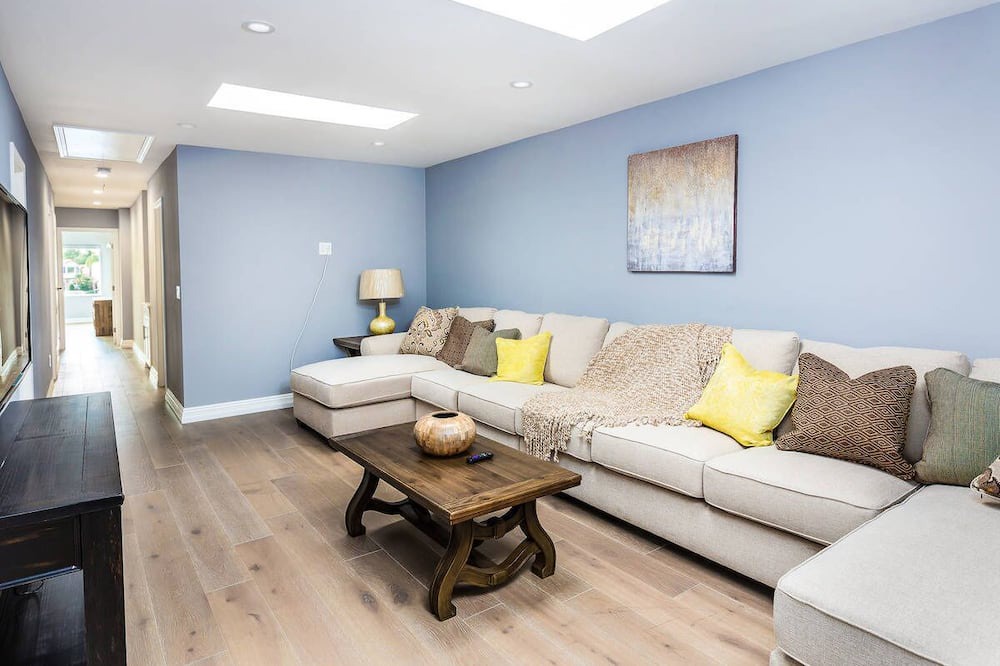 Photo of Livingroom in Lake Forest