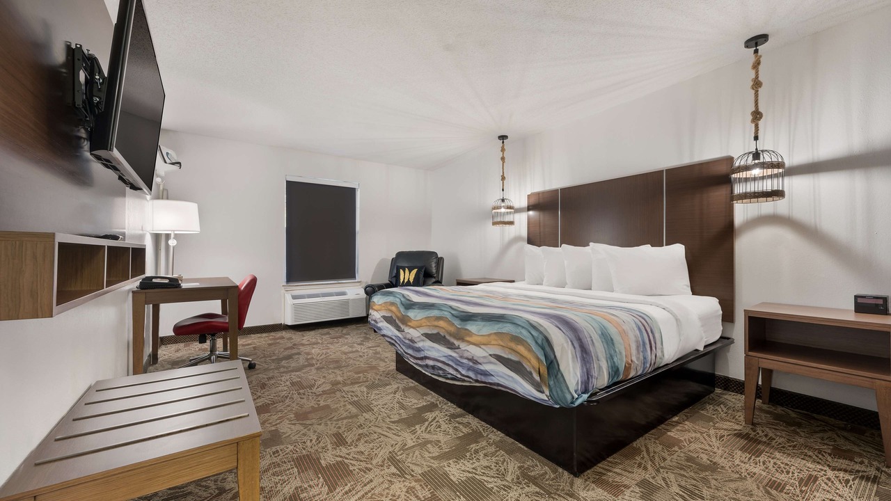 Photo of Bedroom in Tuscaloosa