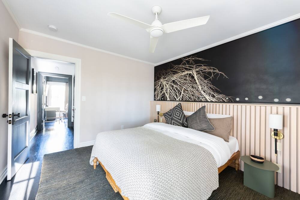 Photo of Bedroom in Silver Lake
