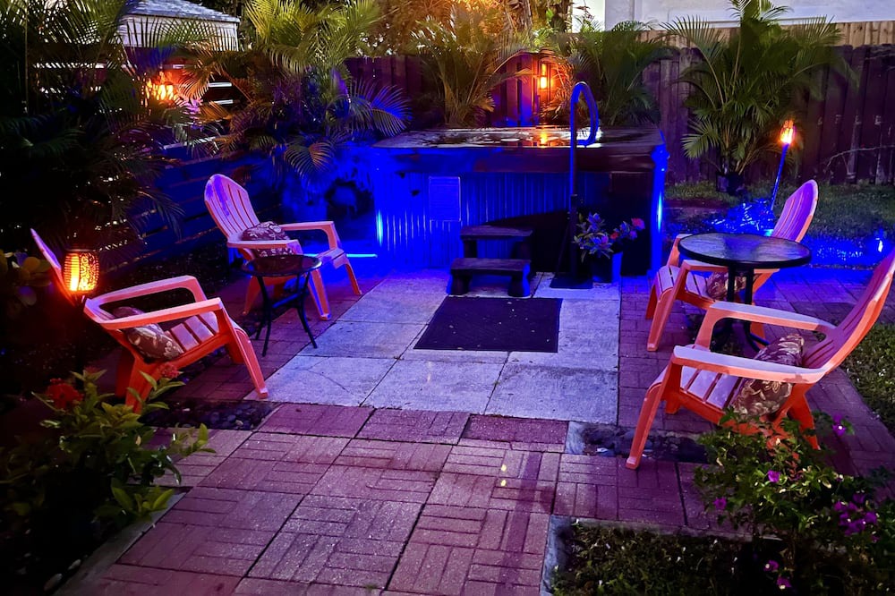 Photo of Outdoor in Coral Ridge