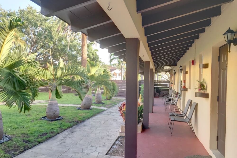 Photo of Outdoor in Coral Ridge