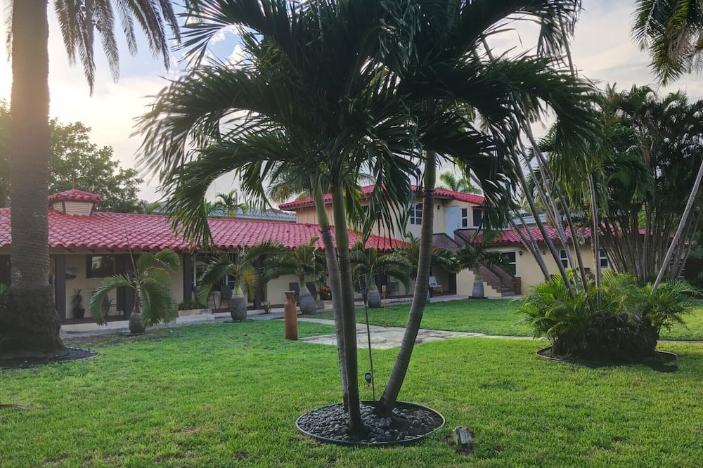 Photo of Outdoor in Coral Ridge