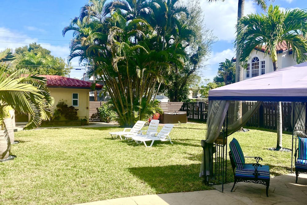 Photo of Outdoor in Coral Ridge