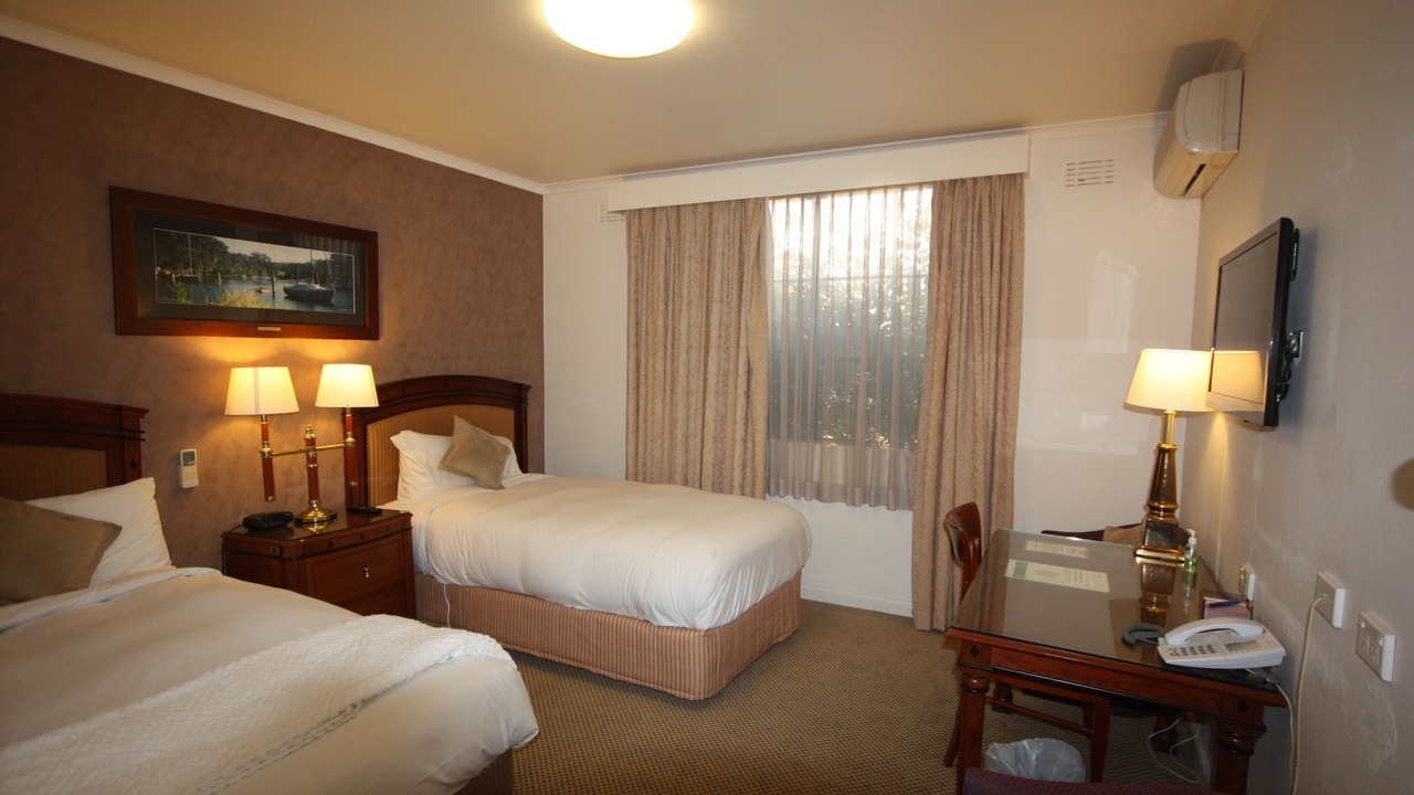 Photo of Bedroom in Crestwood
