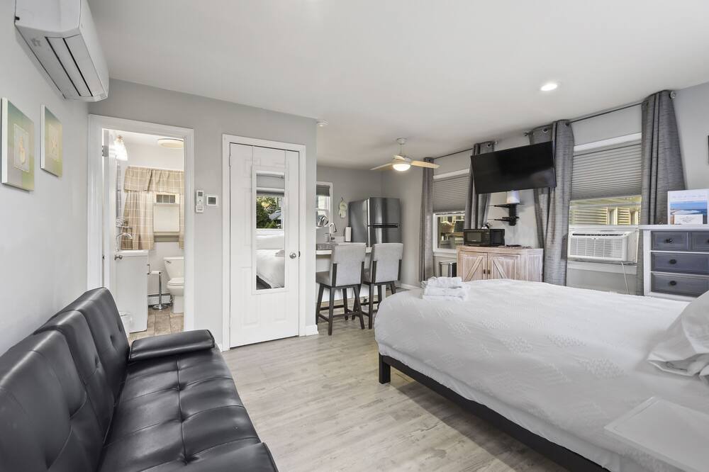 Photo of Bedroom in Ocean Grove