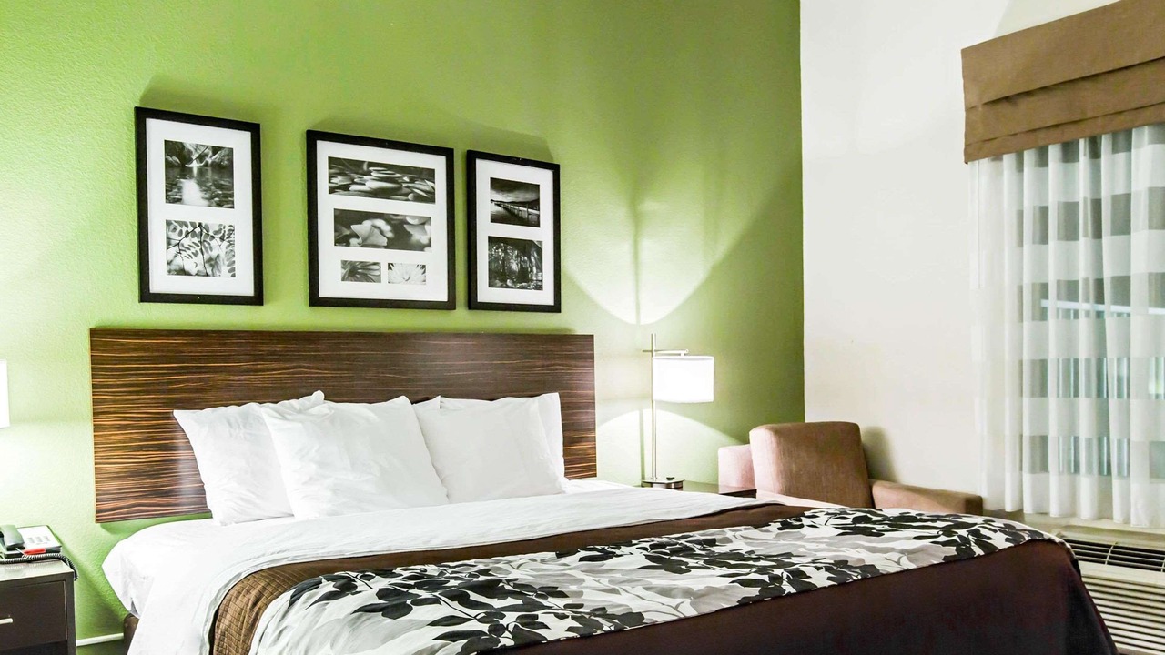 Photo of Bedroom in Marion