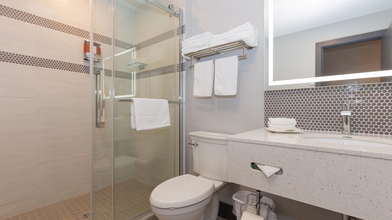 Photo of Bathroom in Riviere-du-Loup Regional County Municipality