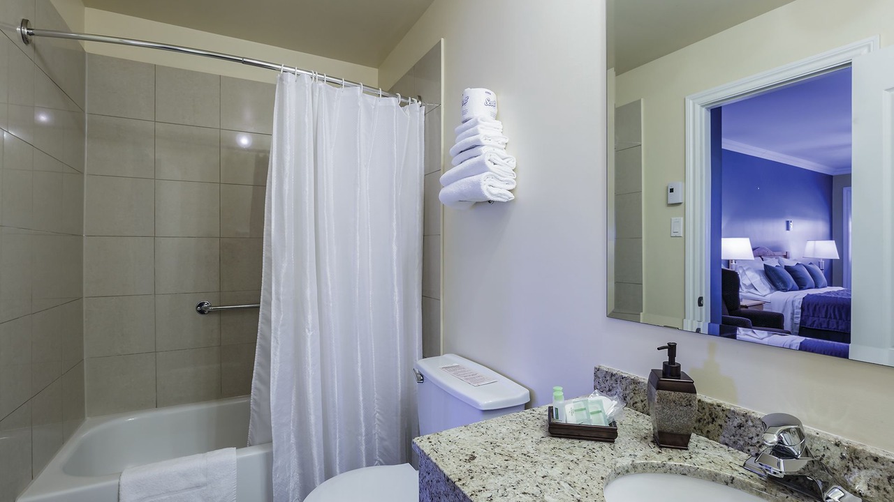 Photo of Bathroom in Riviere-du-Loup Regional County Municipality