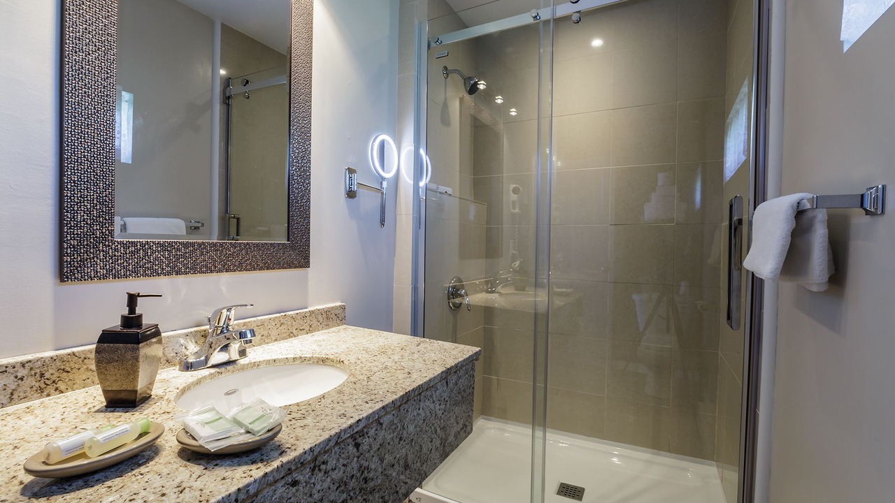 Photo of Bathroom in Riviere-du-Loup Regional County Municipality