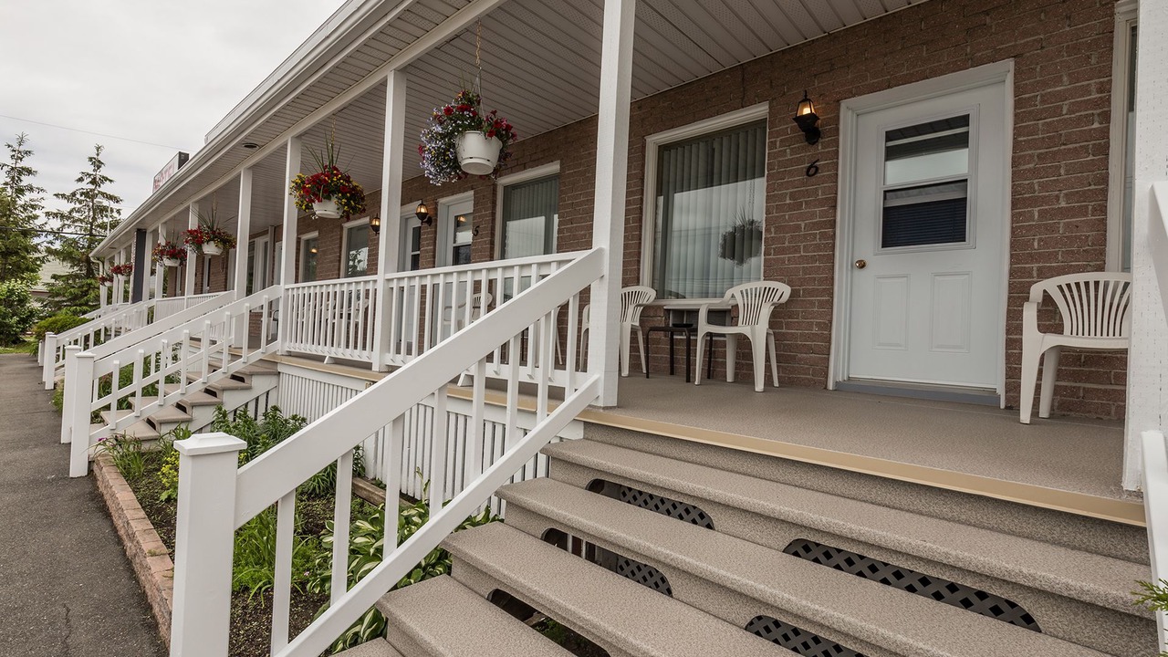 Photo of Patio Balcony in Riviere-du-Loup Regional County Municipality