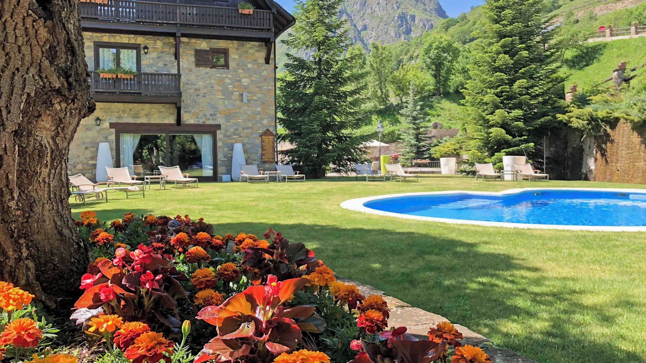 Photo of Outdoor in Tredos