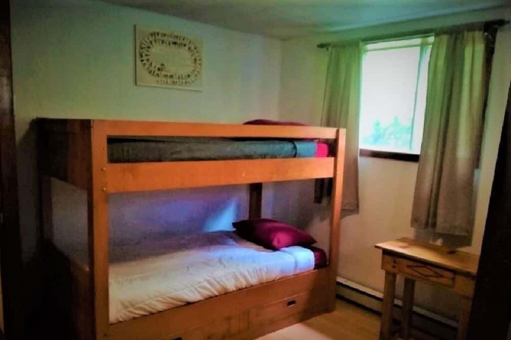 Photo of Bedroom in Saint-Samuel