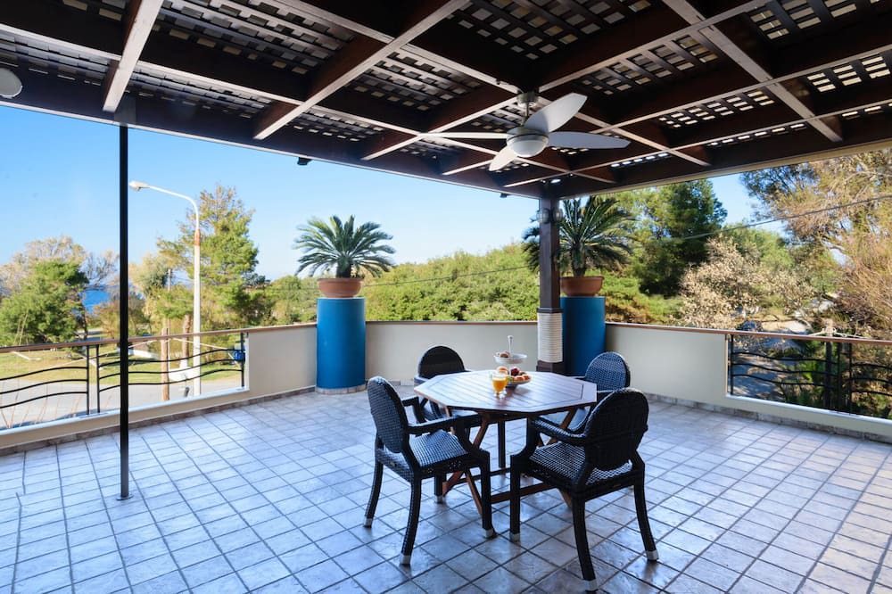 Photo of Patio Balcony in Daratsos