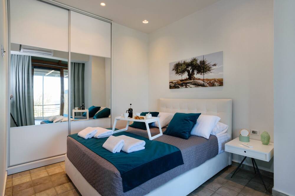 Photo of Bedroom in Daratsos