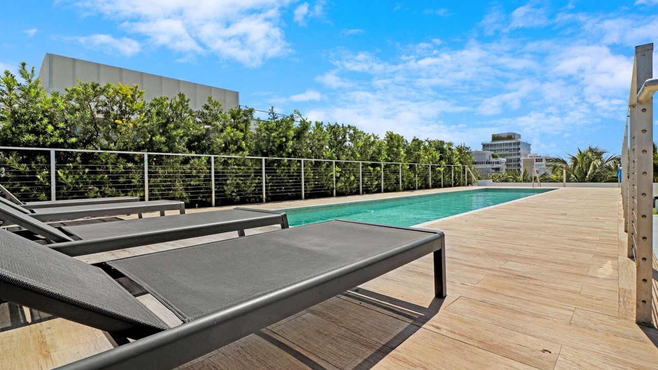 Photo of Outdoor in South Pointe