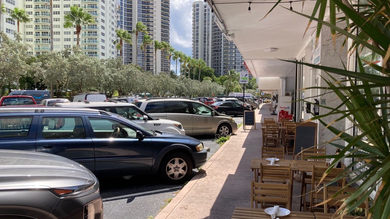 Photo of Outdoor in Galt Mile