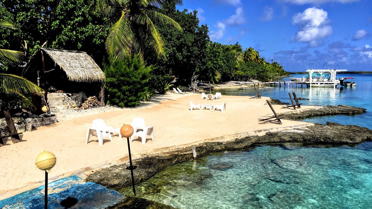 Photo of Others in Fakarava