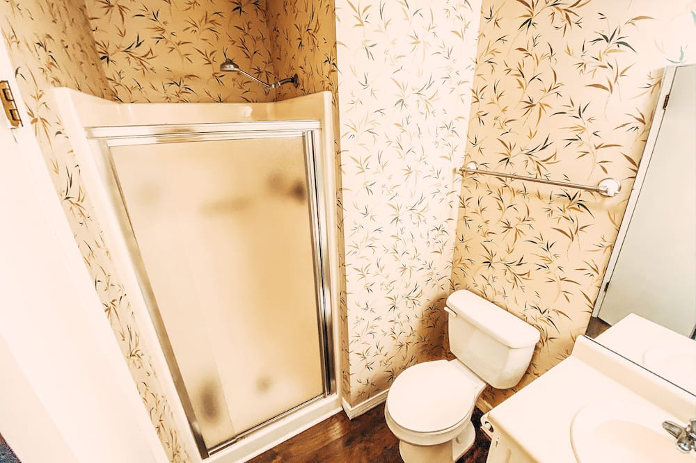 Photo of Bathroom in Orange Beach
