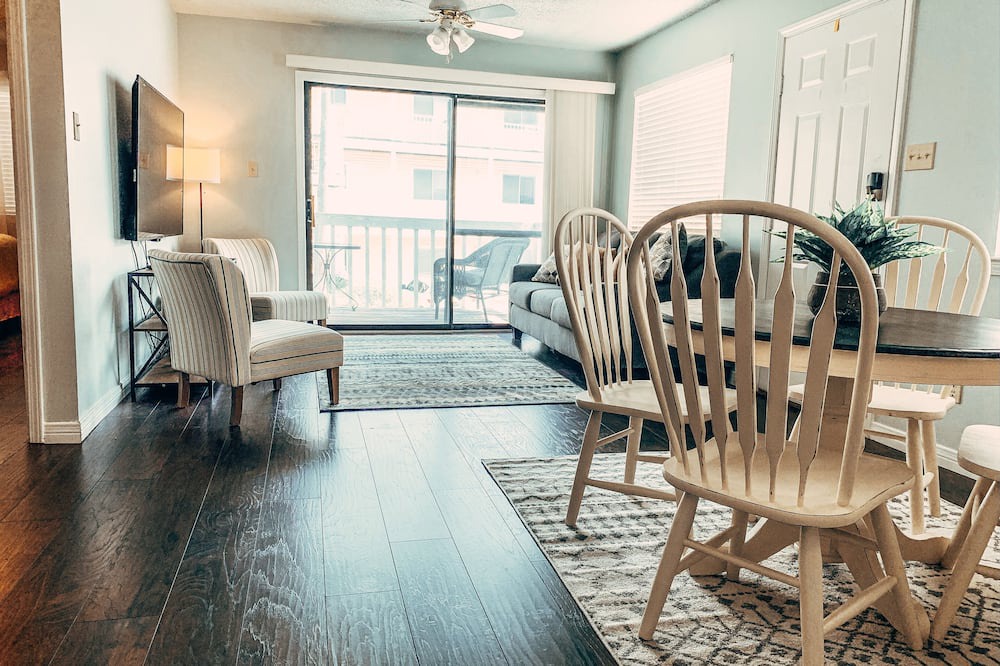Photo of Livingroom in Orange Beach